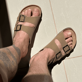 Sandalia Atenas Masculina de Couro Luca